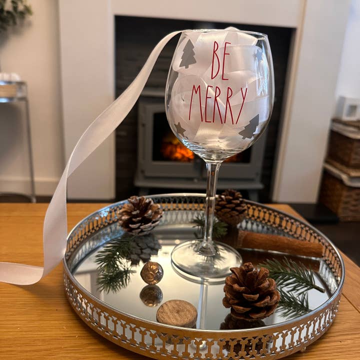 WinsterCreations™ – wholesale DIY craft kit – DIY Create Own CAMI Christmas Tree Stars Quotes For Glass Wine Gin Bottles Cups Decoration Window Door Labels3