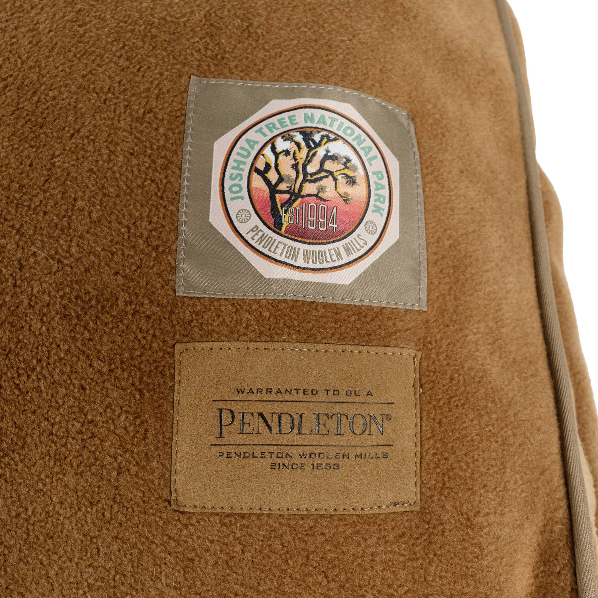 Carolina Pet Company - Wholesale Pet Bed - Dog - Pendleton National Park Pet Napper - Joshua Tree6