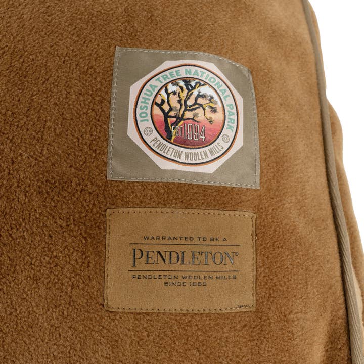 Carolina Pet Company - Wholesale Pet Bed - Dog - Pendleton National Park Pet Napper - Joshua Tree6