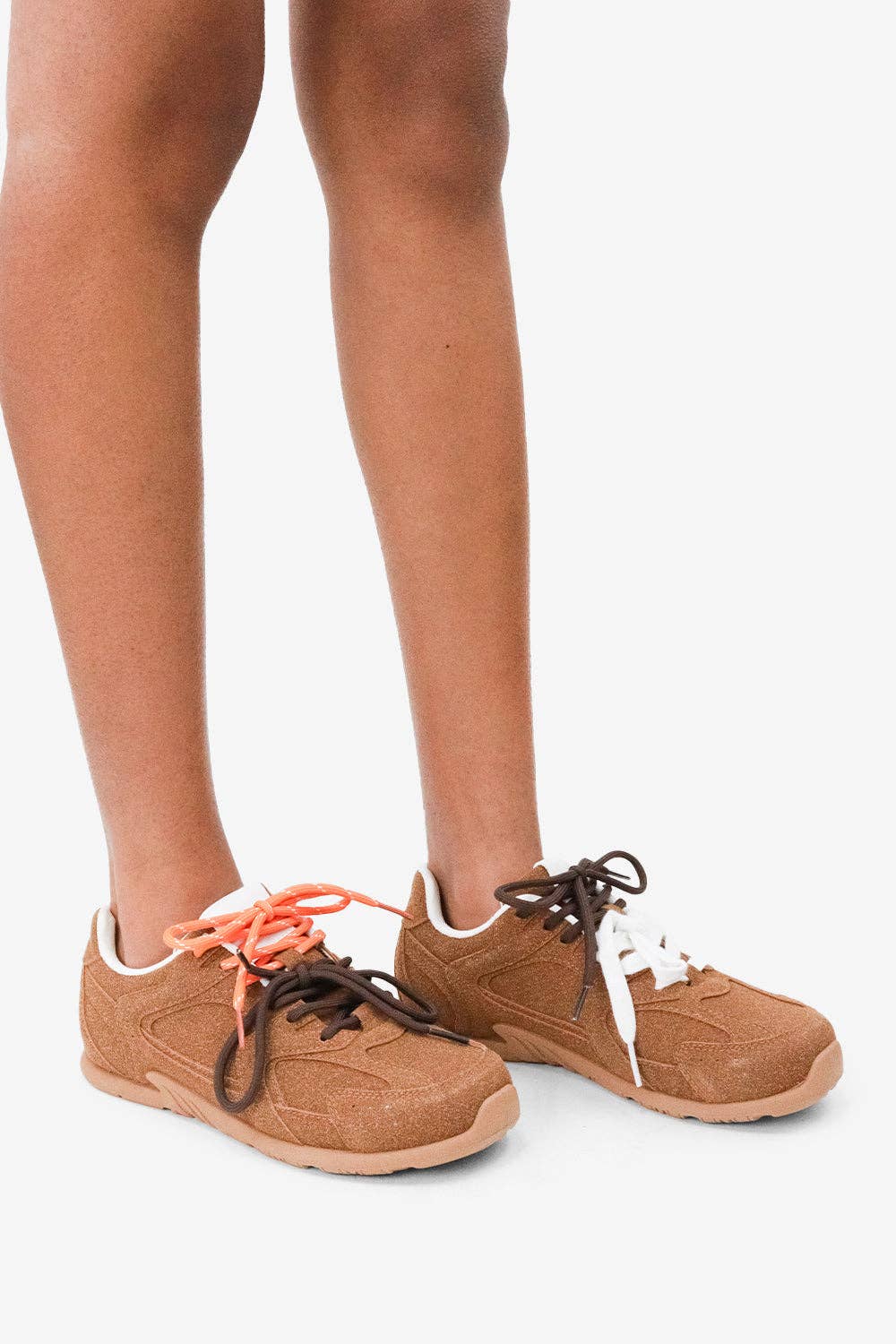 Lemonade Shoes - Wholesale Lifestyle trainers – Women′s - EXTRA MILE - Earth-Tone Chunky Sneakers w/ Contrast Lacing11