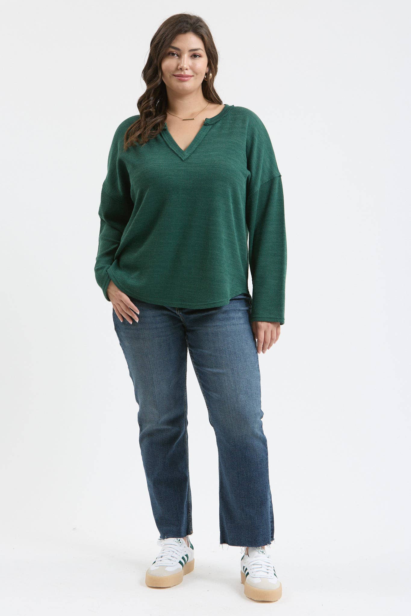 Blu Pepper – wholesale Stickad topp - Dam – PLUS STICKAD TOPP MED SNÄCKAD HALS20