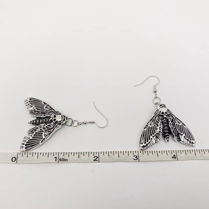 Mio Queena - Wholesale Dangle Earrings - Gothic Skull Moth Earrings - GT