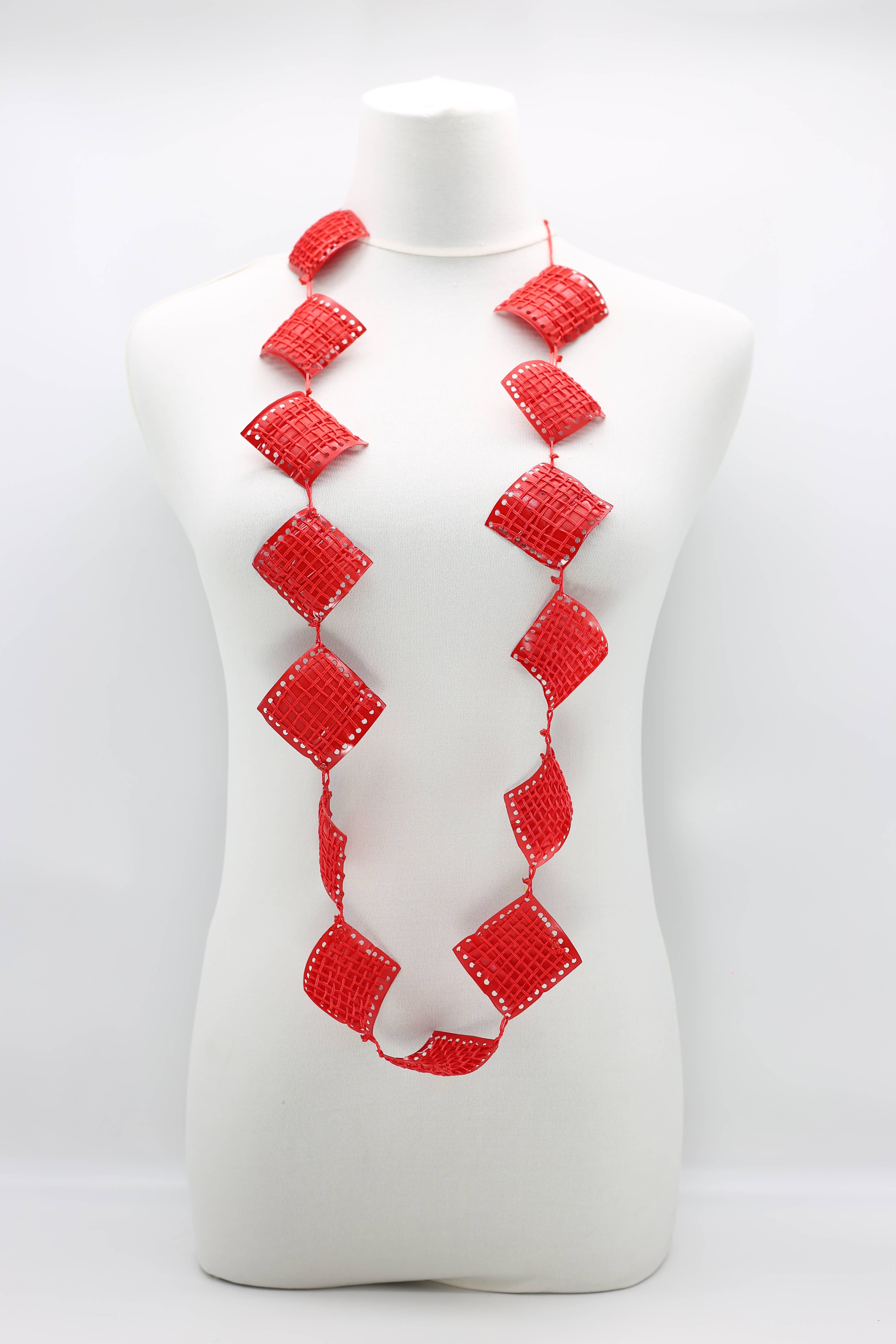Jianhui London - Wholesale Bib Necklace - Thread On Square Recycled Plastic Necklace4