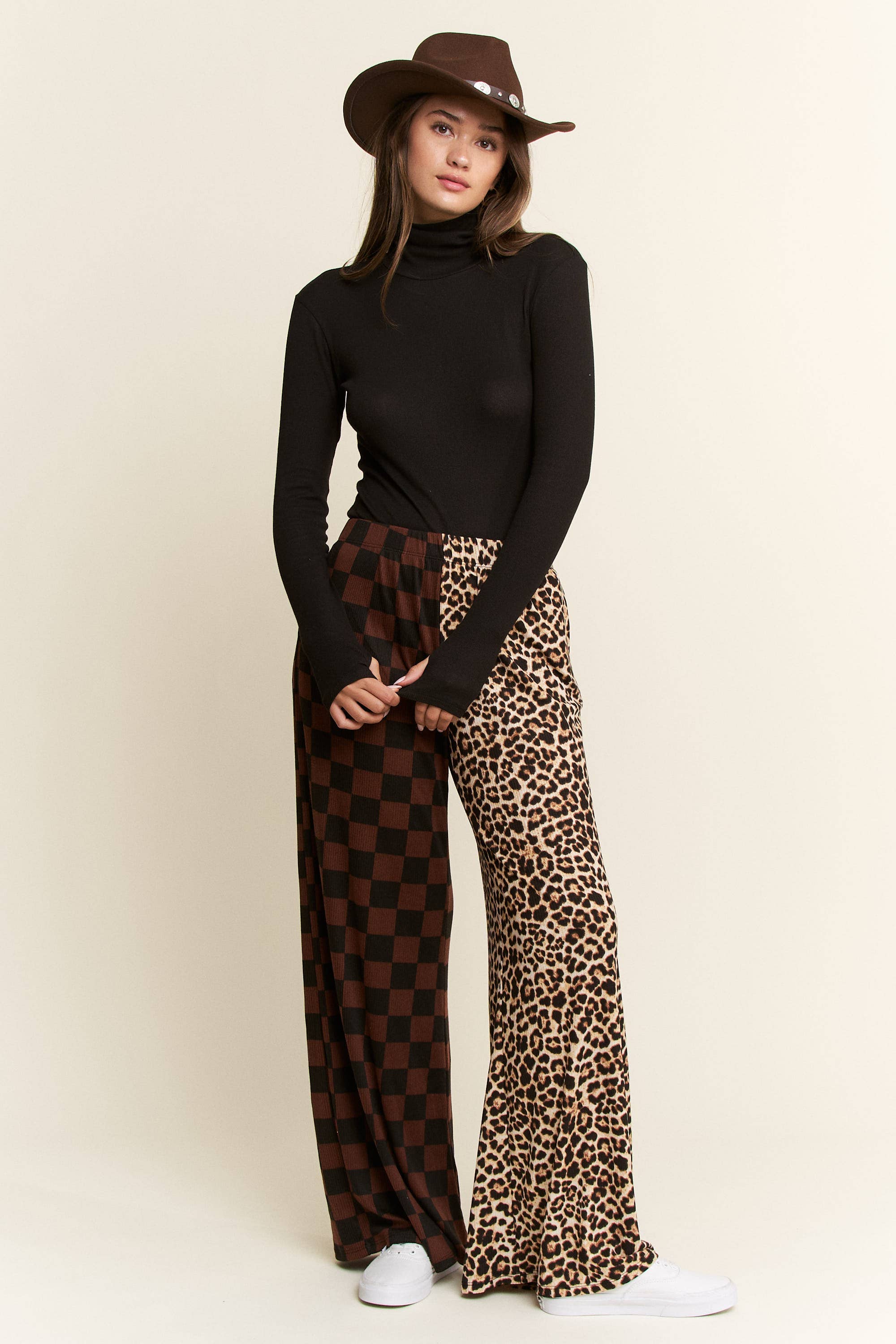 MOCHA SPLIT DECISION LEOPARD-CHECKERED PANTS for wholesale on Faire0
