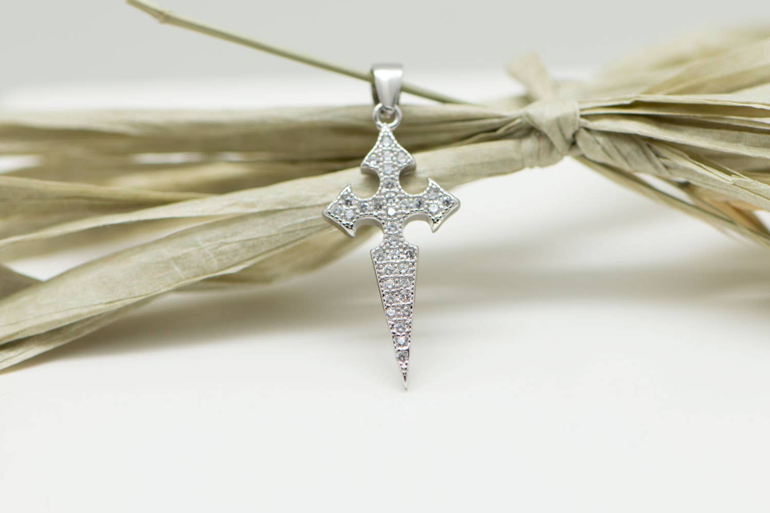 TALISMAN JEWELLERY (D&Fidanverdi, S.L.) – Engroshandel Halskæde med vedhæng – Camino de Santiago Kors Vedhæng i Rhodineret Sølv 925 og Oz3