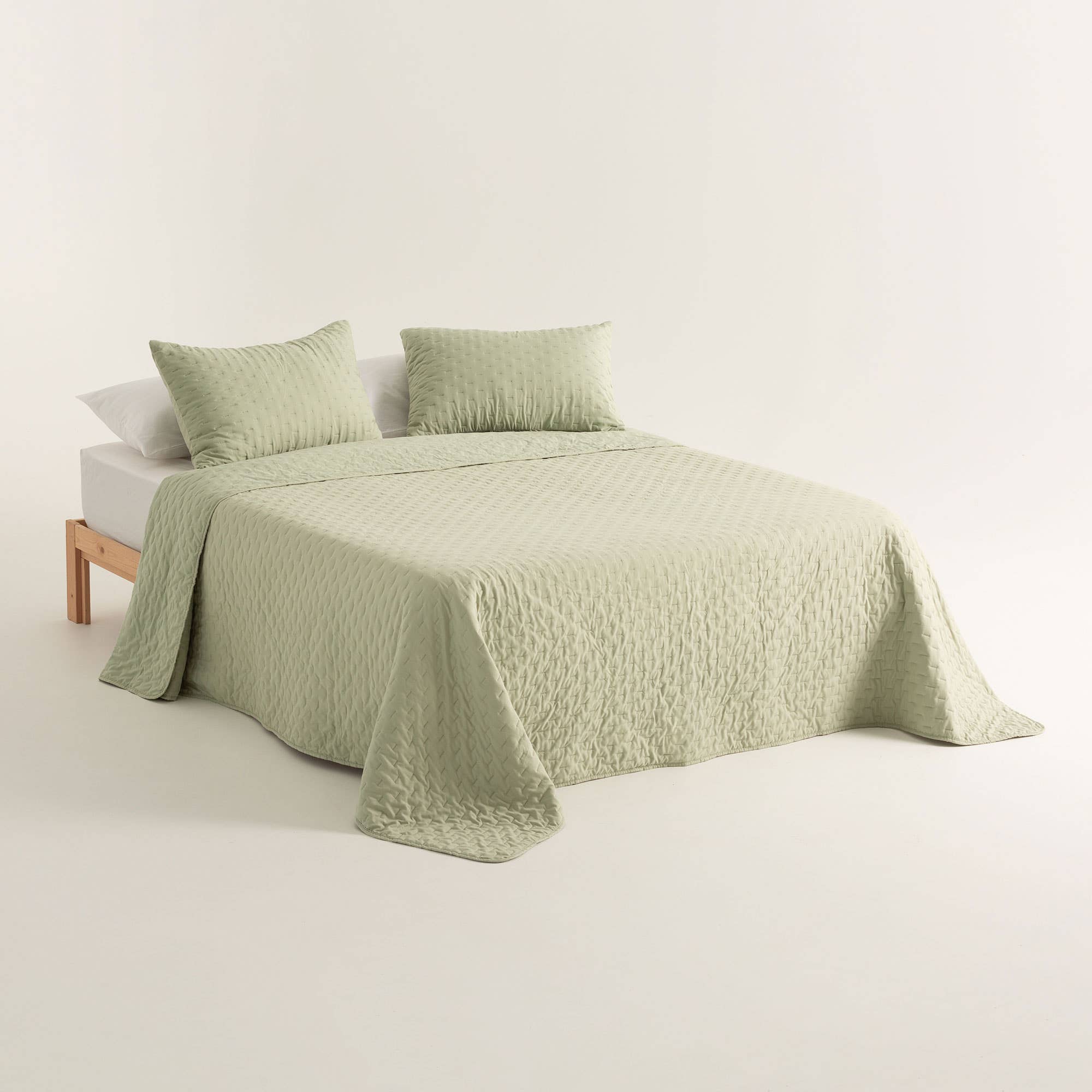 GAMUSI - Wholesale Quilt - NARA plain quilted bedspread with super soft touch21