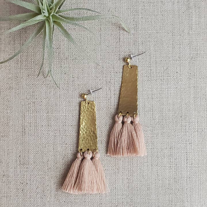 Orecchini Florencia con nappa - sale dell'Himalaya per la vendita all'ingrosso da parte di MAJ