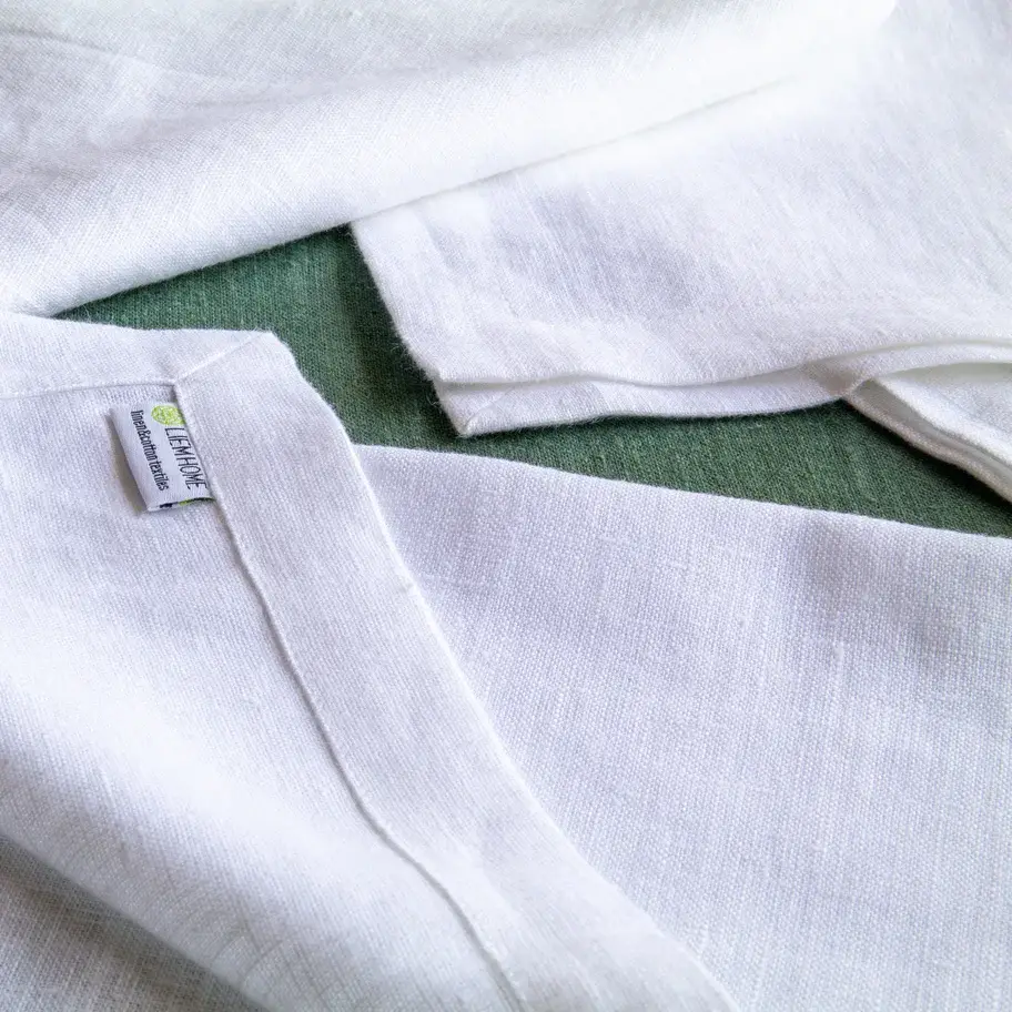 Liem Home – Großhandel Papier- & Stoffserviette – Leinenservietten mit schräg eingesetzten Ecken in verschiedenen Farben2