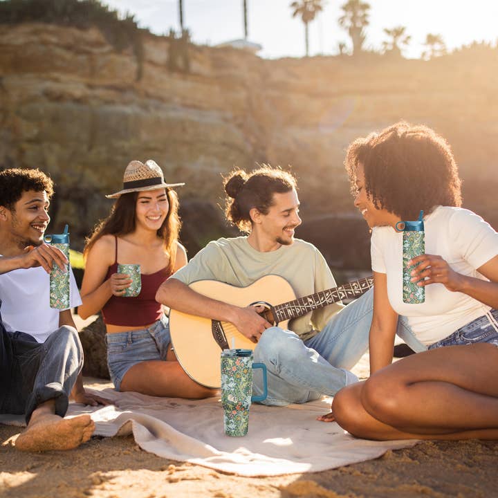 RainCaper - Wholesale Insulated mug/tumbler - Stemless Wine Tumbler - William Morris "Golden Lily"3