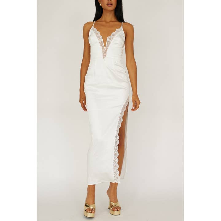 LACE DETAIL MIDI DRESS / ST4004D for wholesale by One and Only Collective