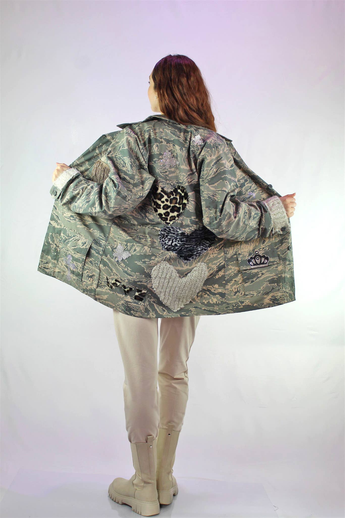 apiedinudinelparco - Wholesale Jacket - Women's - CAMO PATCH JACKET WITH FRINGES AND ANIMALIER UP-CYCLED GLITTER16