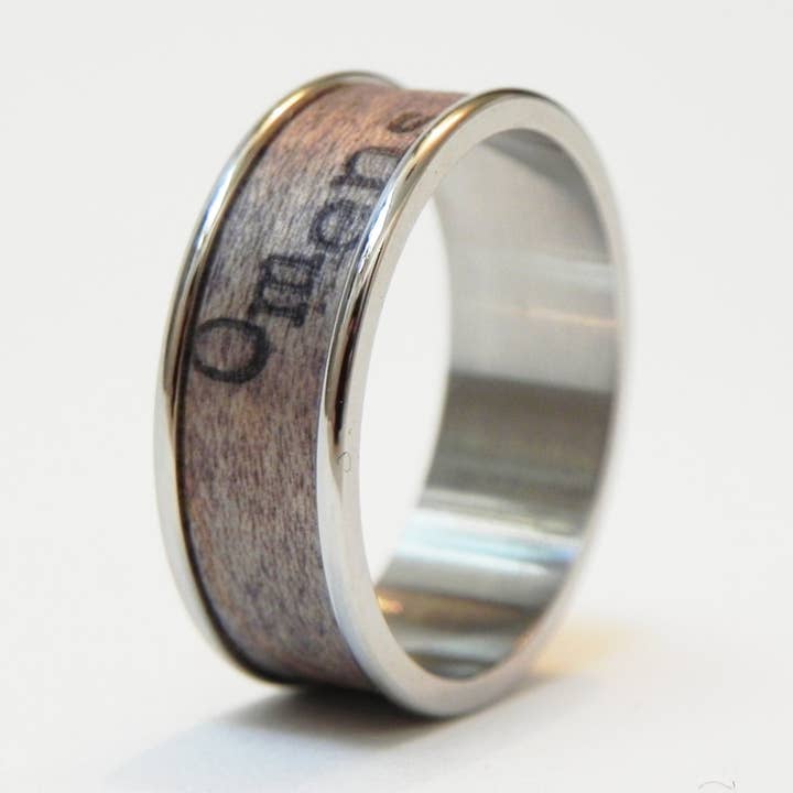 Anillo de poesía de madera «augurios»: madera de caoba y poesía para venta al por mayor de Resolute Star