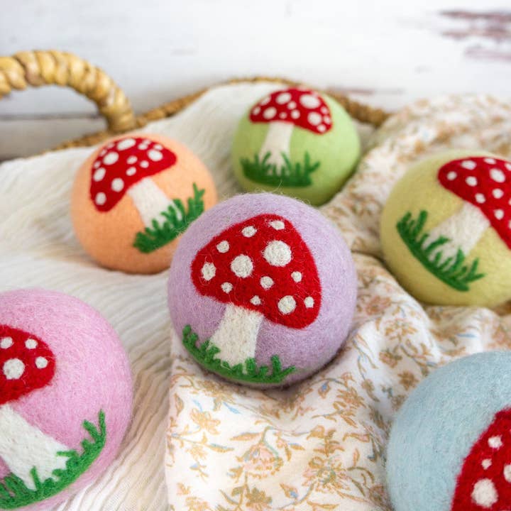 Friendsheep - Wholesale Dryer Balls - Enchanted Mushrooms