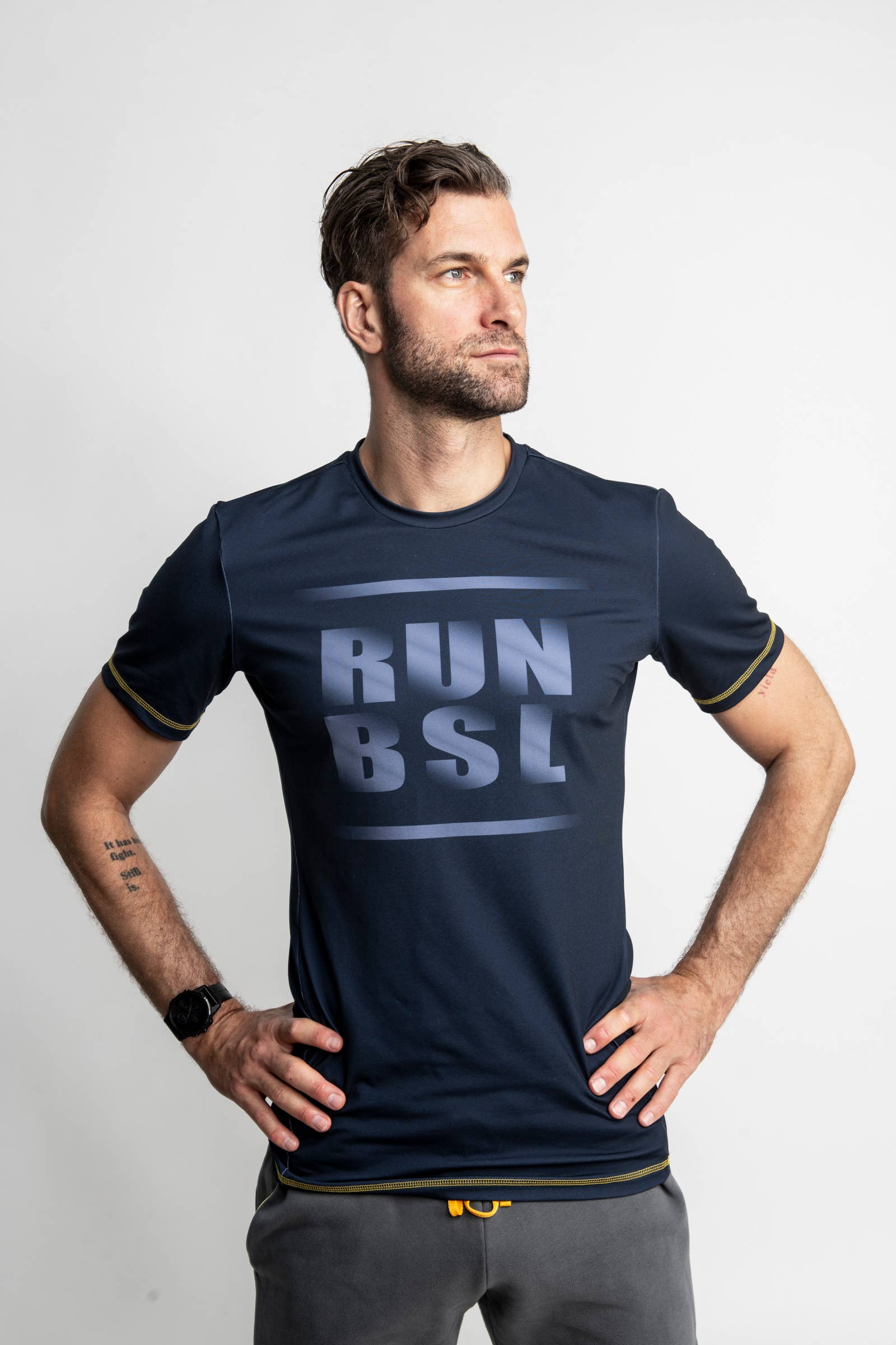 blu navy MAGLIETTA BSL RUN in vendita all'ingrosso su Faire0