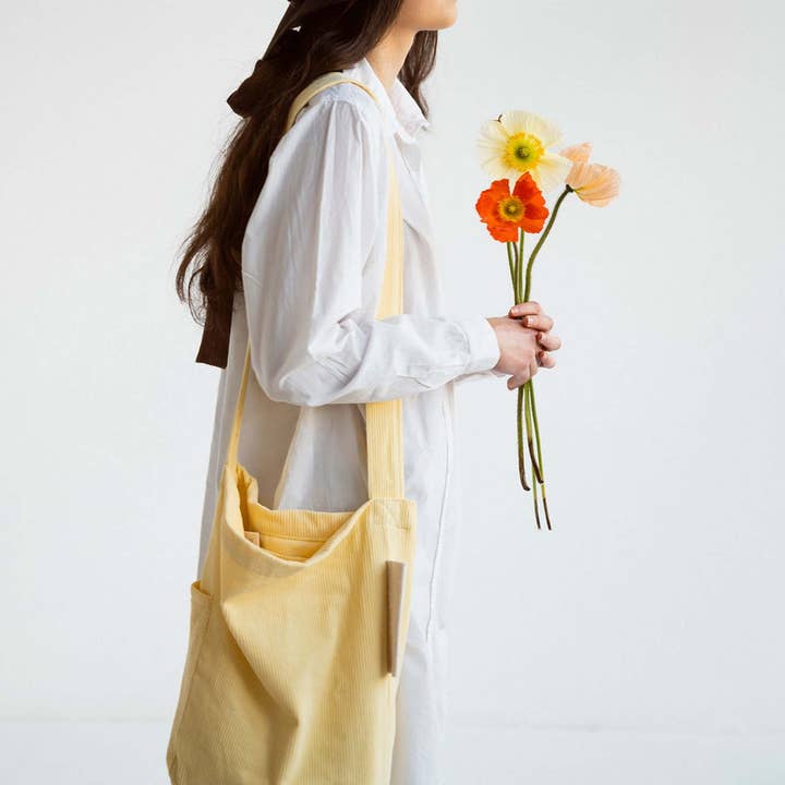 Tintok - Vendita all'ingrosso Borsa a tracolla - Unisex - Borsa Mati in velluto a coste - Giallo pastello in cotone 100% biologico1