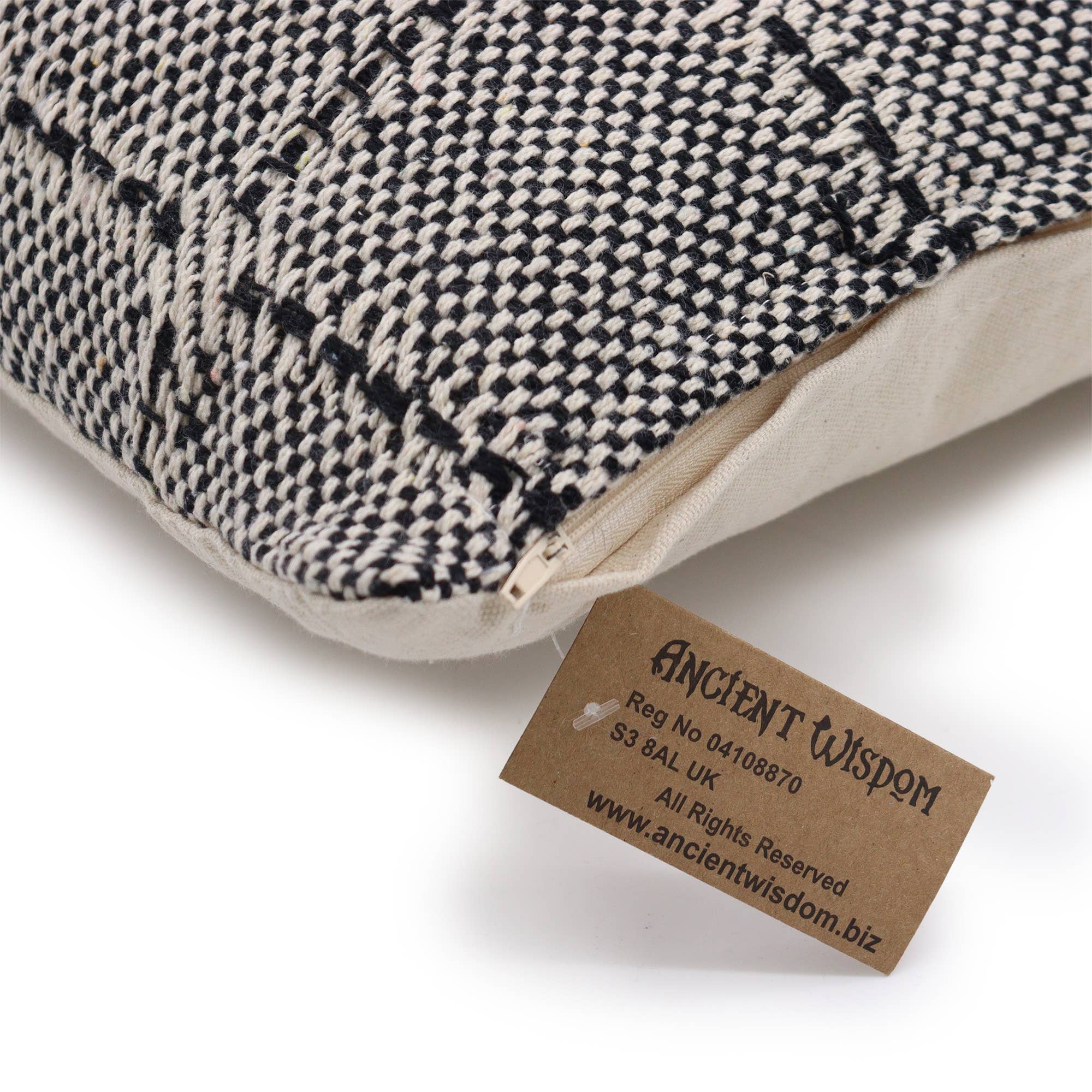 Ancient Wisdom - Wholesale Throw Pillow Cover - Classic Cushion Cover - Squares Grey - 40x40cm1