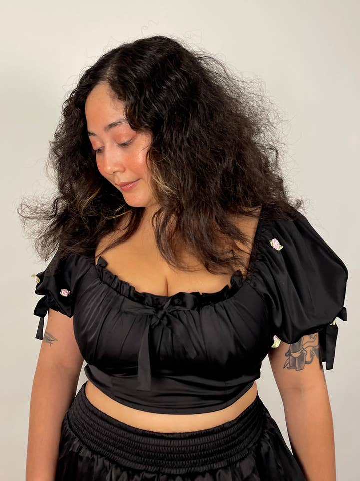 Top Lunar Angel pour la vente par Miss Candyholic