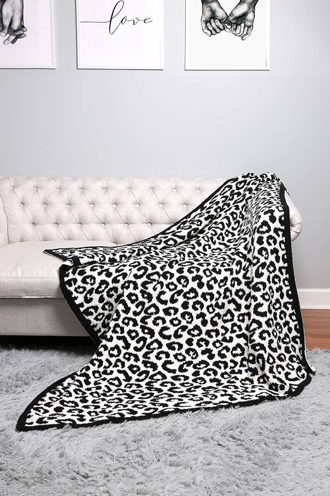 Hana - Wholesale Throw Blanket - Luxury Soft Leopard Print Throw Blanket0