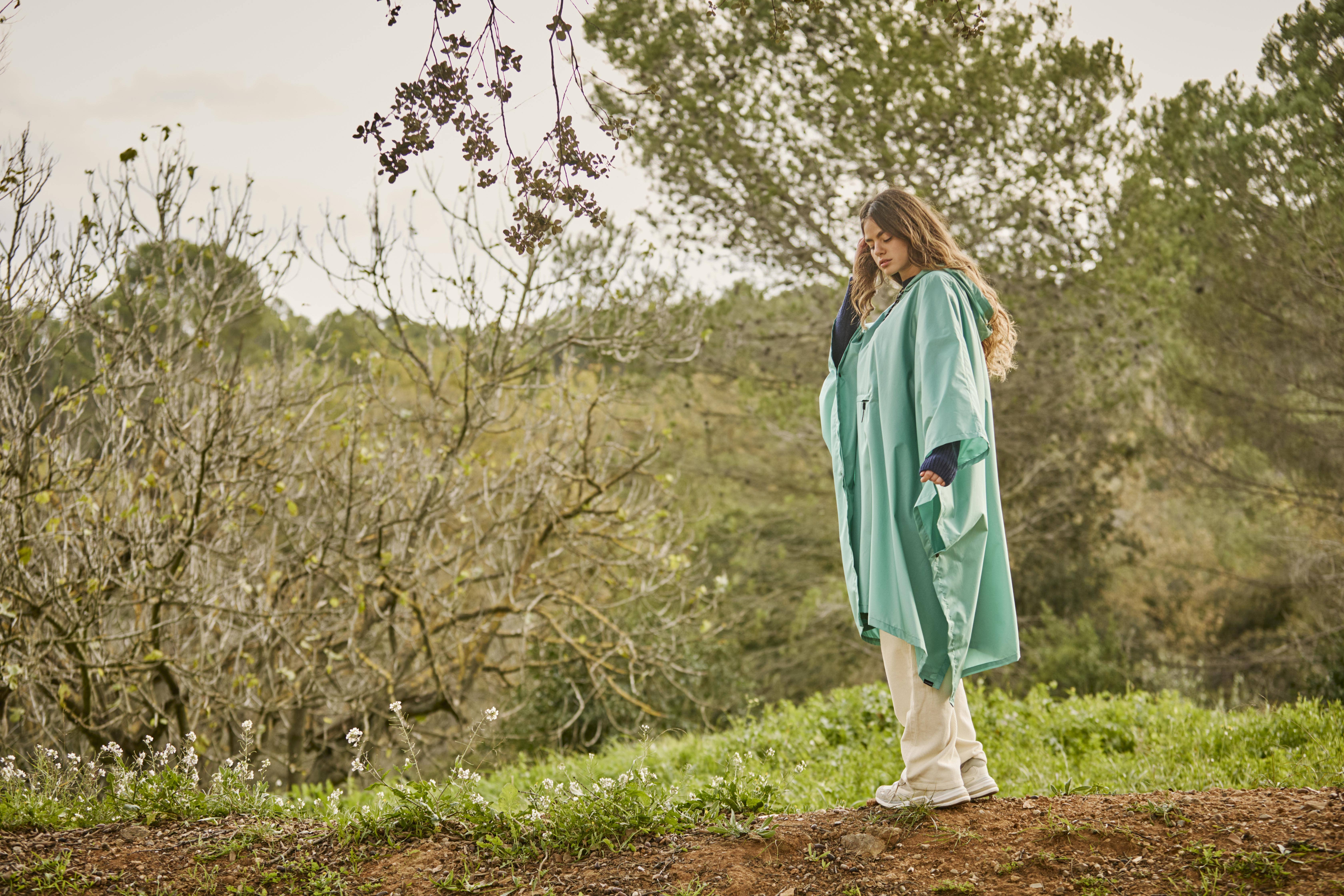 Mkr International - Wholesale Poncho - Unisex - Auto-Folding Multi-Purpose Waterproof Poncho. Recycled Polyester13