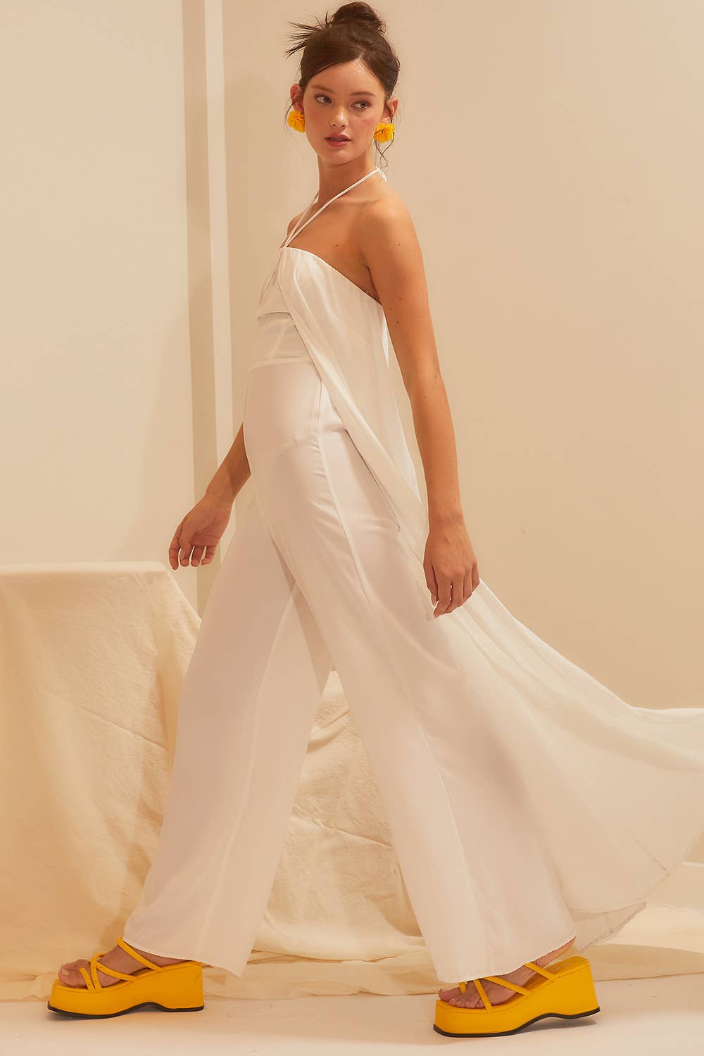 Main Strip – wholesale Jumpsuit - Dam – Crepe Med Draping Overlay och Breda Ben