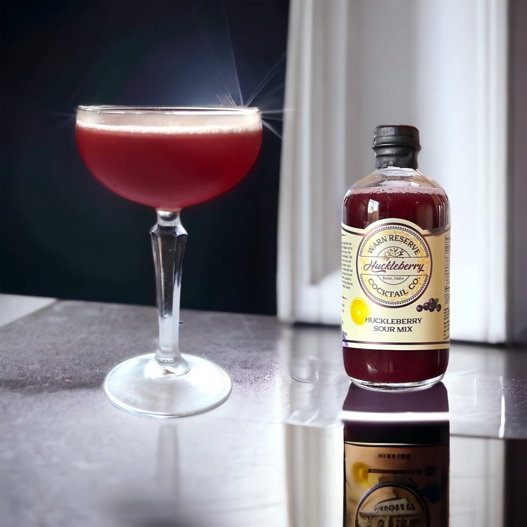 Warn Reserve Cocktail Co. – wholesale Cocktailmix/-sockerlag – Huckleberry Sour Mix (8 fl. oz.) flaska7