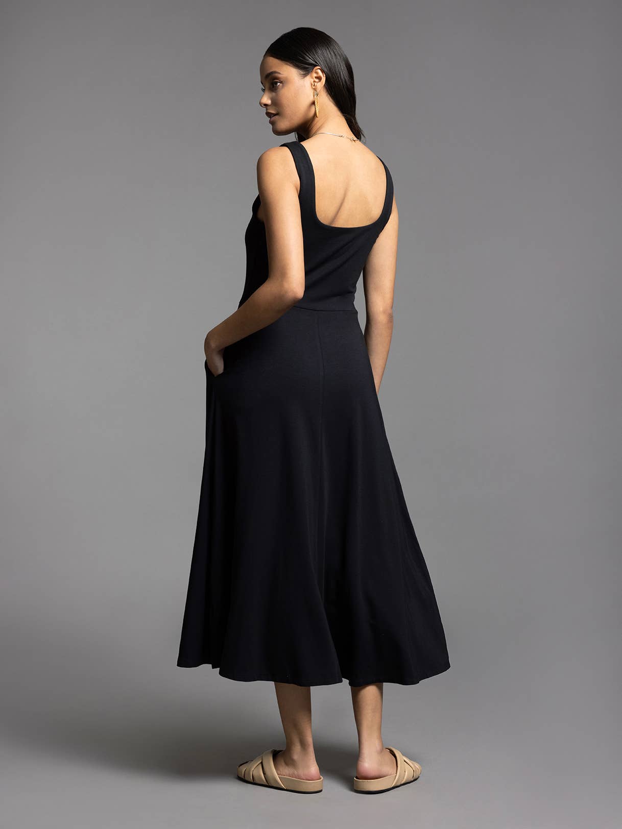 Weekend Los Angeles – wholesale Klänning - Dam – Maxiklänning med fyrkantig halsringning - TORI DRESS10