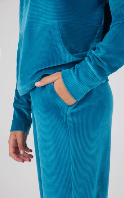 90 Degree by Reflex & Yogalicious - Venta al por mayor Conjuntos de ropa cómoda - Niños - Conjunto de sudadera con capucha y pantalón recto de terciopelo canalé para niñas9