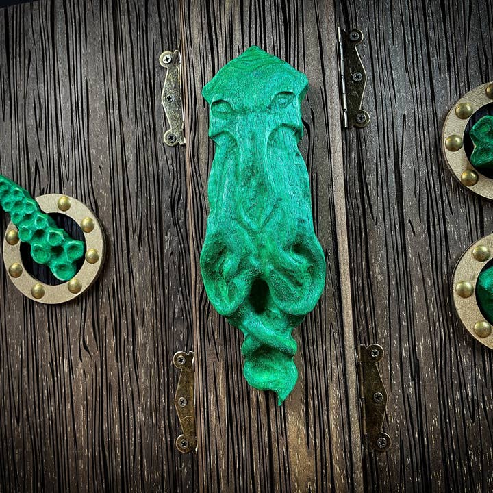 Fandomonium - Wholesale Board Game - Cthulhu's Curse Dungeon Master Screen3