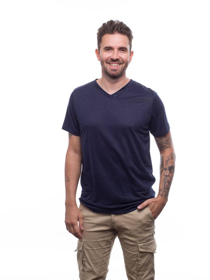 Man | V-neck | blue for wholesale by PangoLin