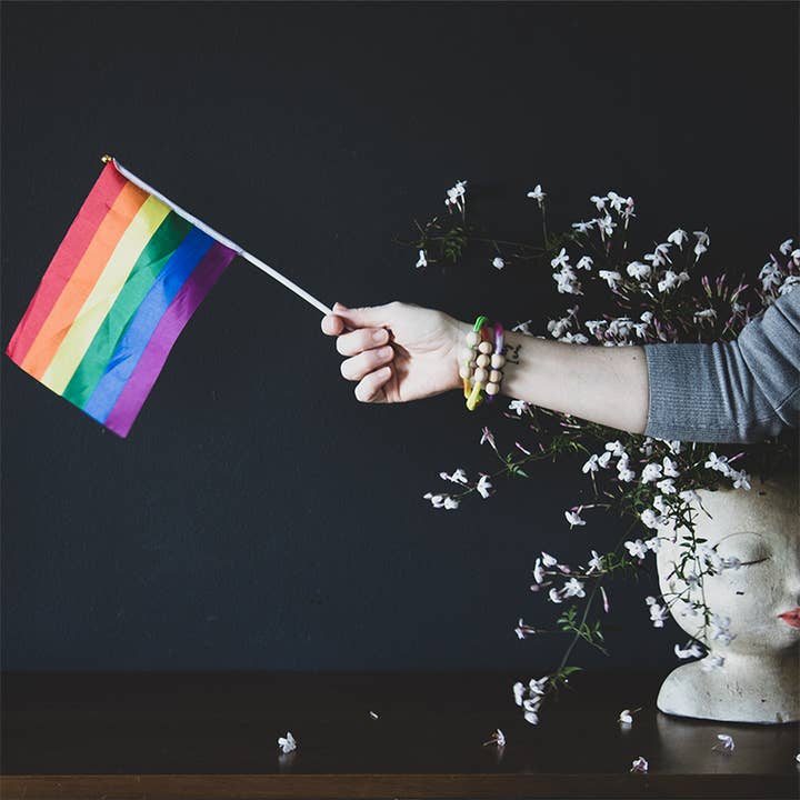 Bracelets de méditation aromathérapie pour la vente par Brown Blackwell