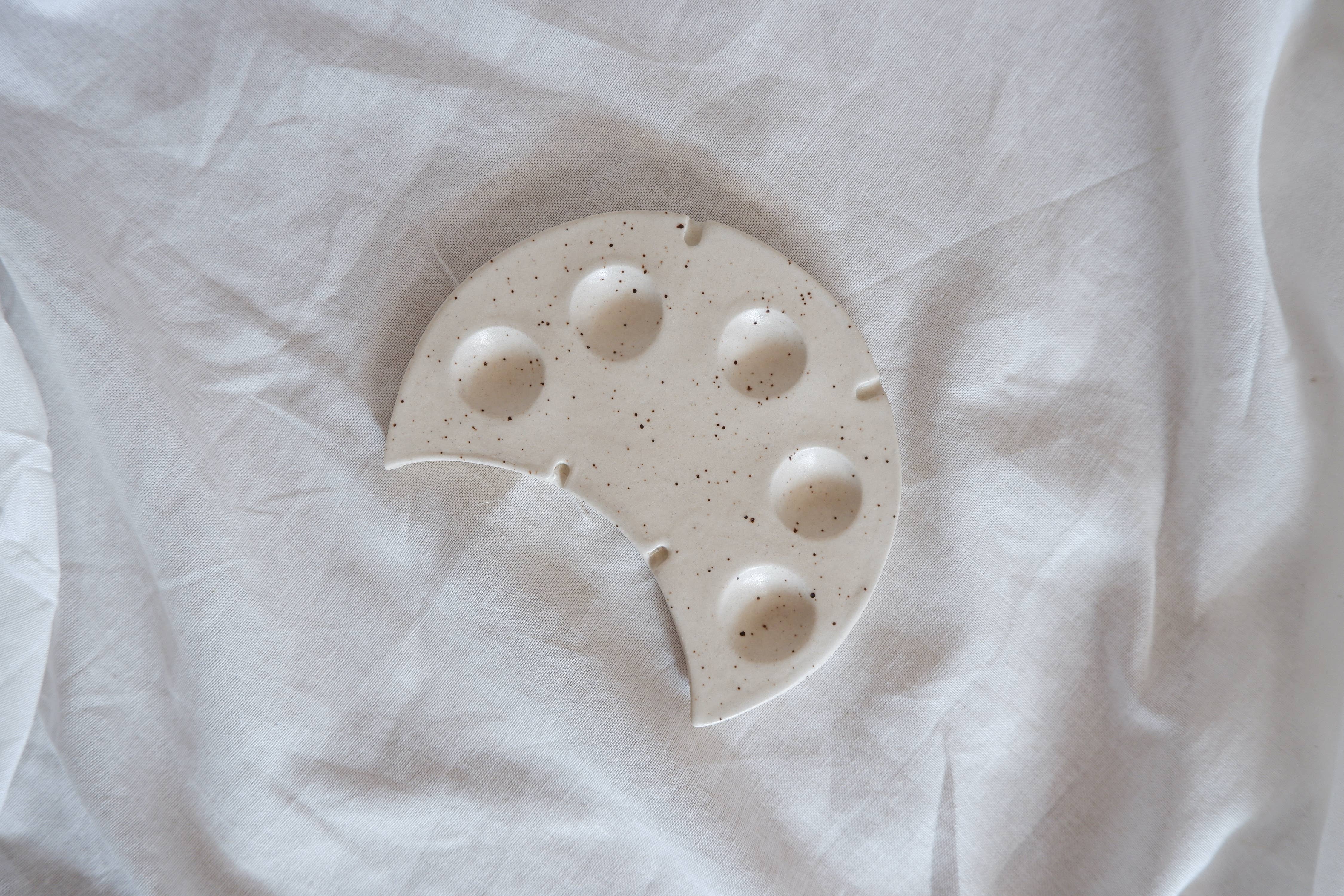 Little Lily Pottery - Wholesale Palette/Mixing Tray - Crescent Artist Palette | Ceramic Paint Palette2