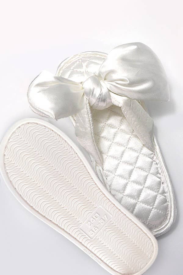 JOSSLYN by wall to wall - Wholesale Slippers - Women's - SOFT SATIN BOW SLIPPER SHOES | 40SP0153