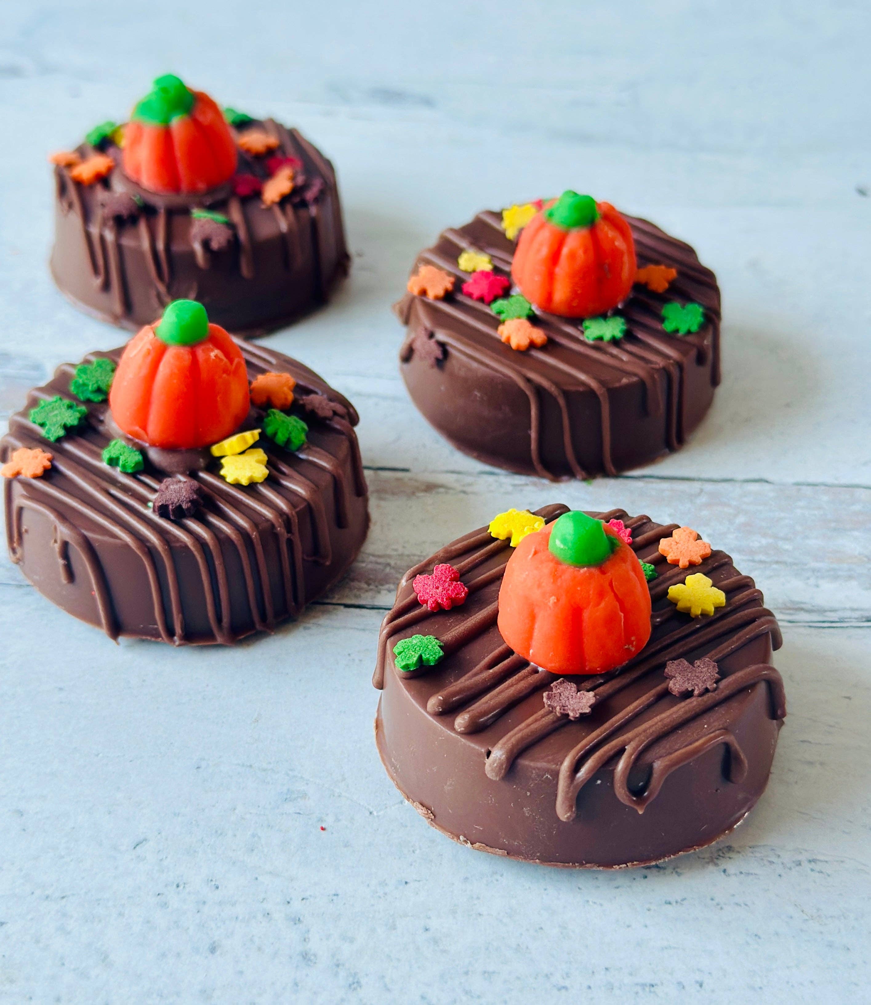 Chocolates Unlimited by Denise - Wholesale Chocolate Covered Sweets - Pumpkin Creme Chocolate Covered Oreos 1