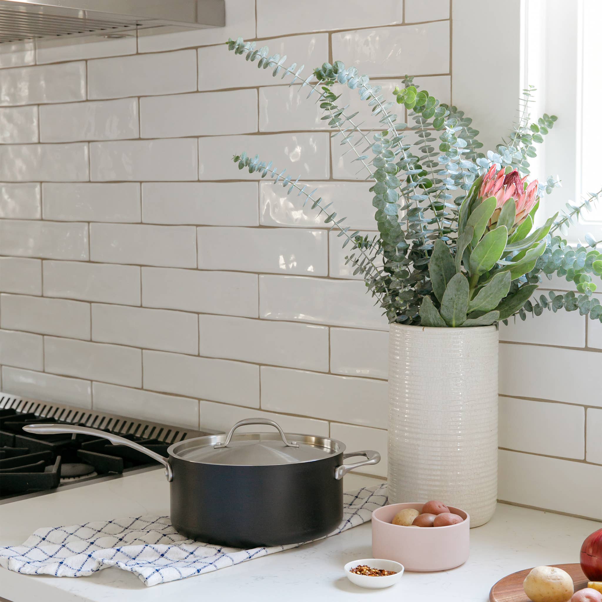 Kitchara - Wholesale Cookware Set - Nonstick Hard-Anodized Cookware Set, 10 Piece8