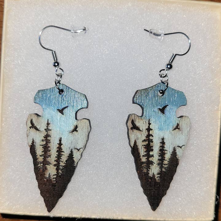 Mit Pfeilspitze bemalte Ohrringe für den Großhandel von Circle F Boutique and Trading Post