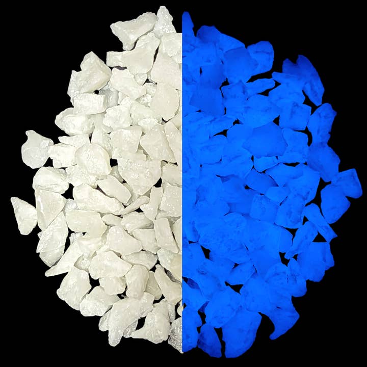 IT GLOWS - Wholesale Stepping Stone - Glow In the Dark Stones - Blue/Glow rocks/Garden Rocks 3-8mm