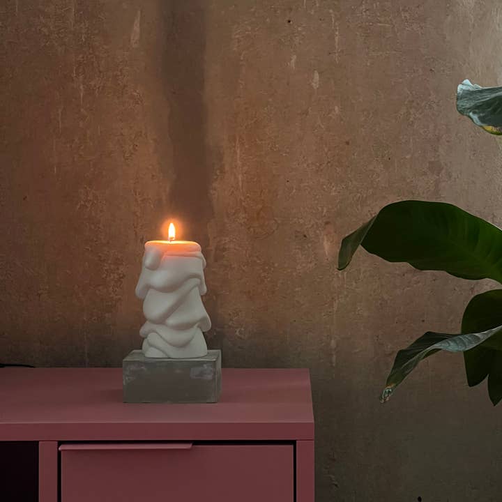 HEYLENOCHKA BERLIN - Wholesale Novelty Candle - WOBBLY BLOCK CANDLE2