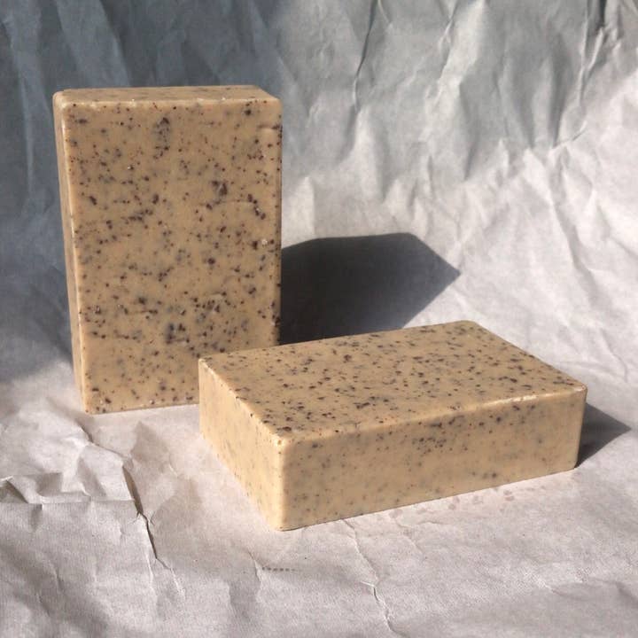 CLOVE BUD + SWEET ORANGE + COCOA Speckled Red Clay Soap for wholesale by Silk Water