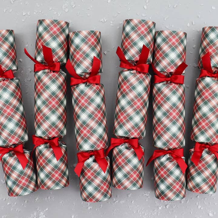 TRADITIONAL TARTAN LUXURY CHRISTMAS CRACKERS for wholesale by Nancy & Betty Studio