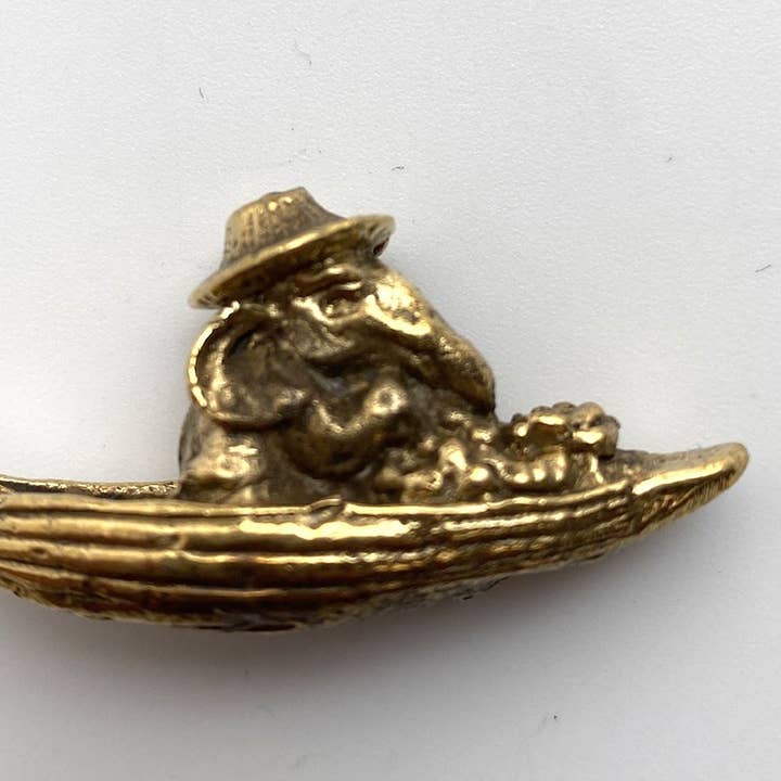 VIE - Wholesale Decorative figurine - Miniature Brass Figurine126