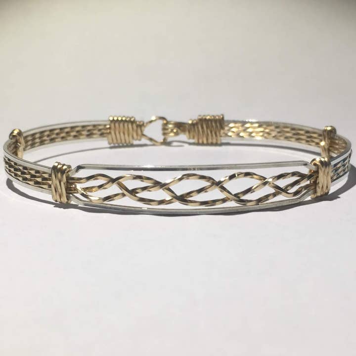 Apology™ pour la vente par Wire N Rings by JC Designs