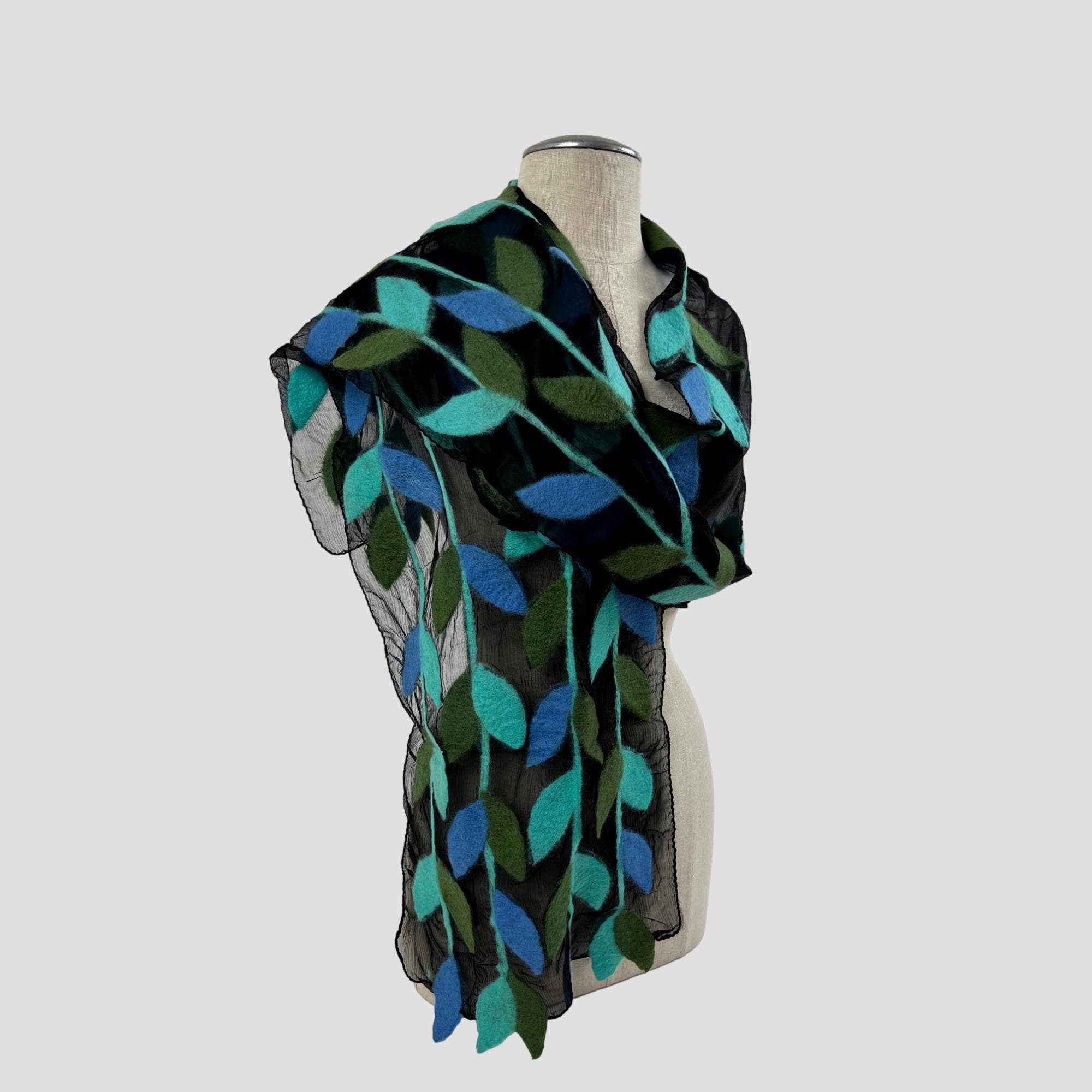 Feltiful - Wholesale Scarf - Women's - Variant Color Leaf Merino Wool Handmade Felt Scarf6