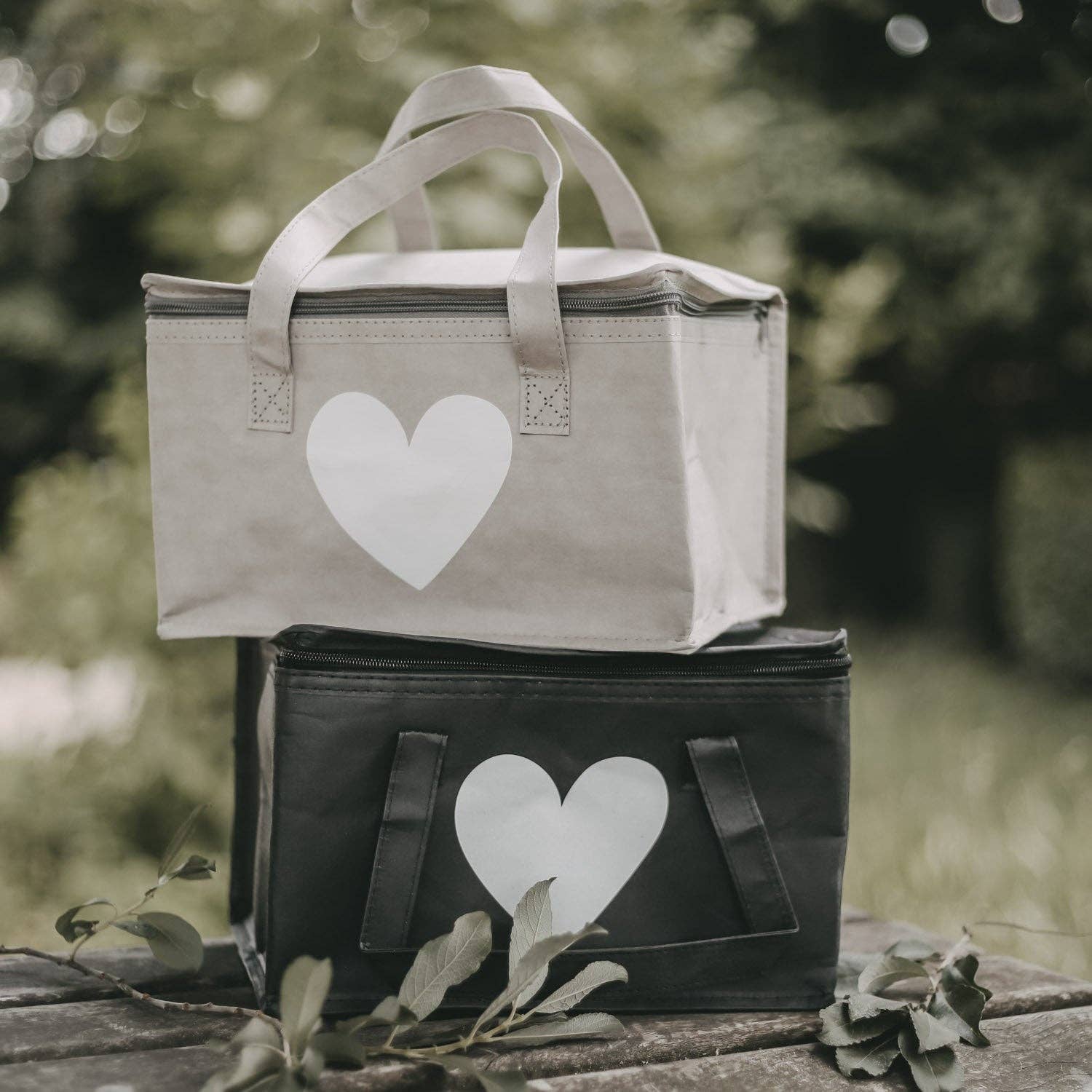 Eulenschnitt - Wholesale Cooler/Cooler Bag - Cooler bag black heart (PU = 5 pcs.)3