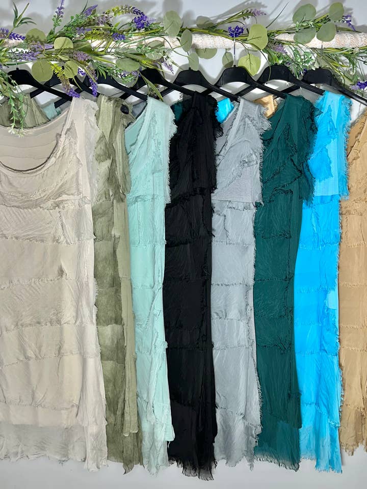 Karamel Collection - Wholesale Dress - Women's - Silk Short Ruffle Dress
No Tariffs Will Be Added1