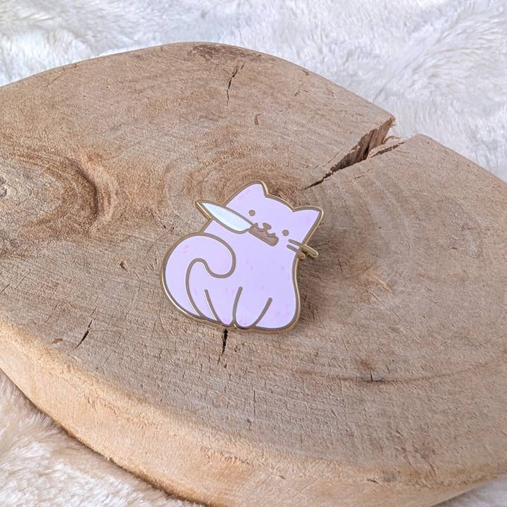 Arcasian - Wholesale Lapel Pin/Button - Nini the Knife Cat Enamel Pin