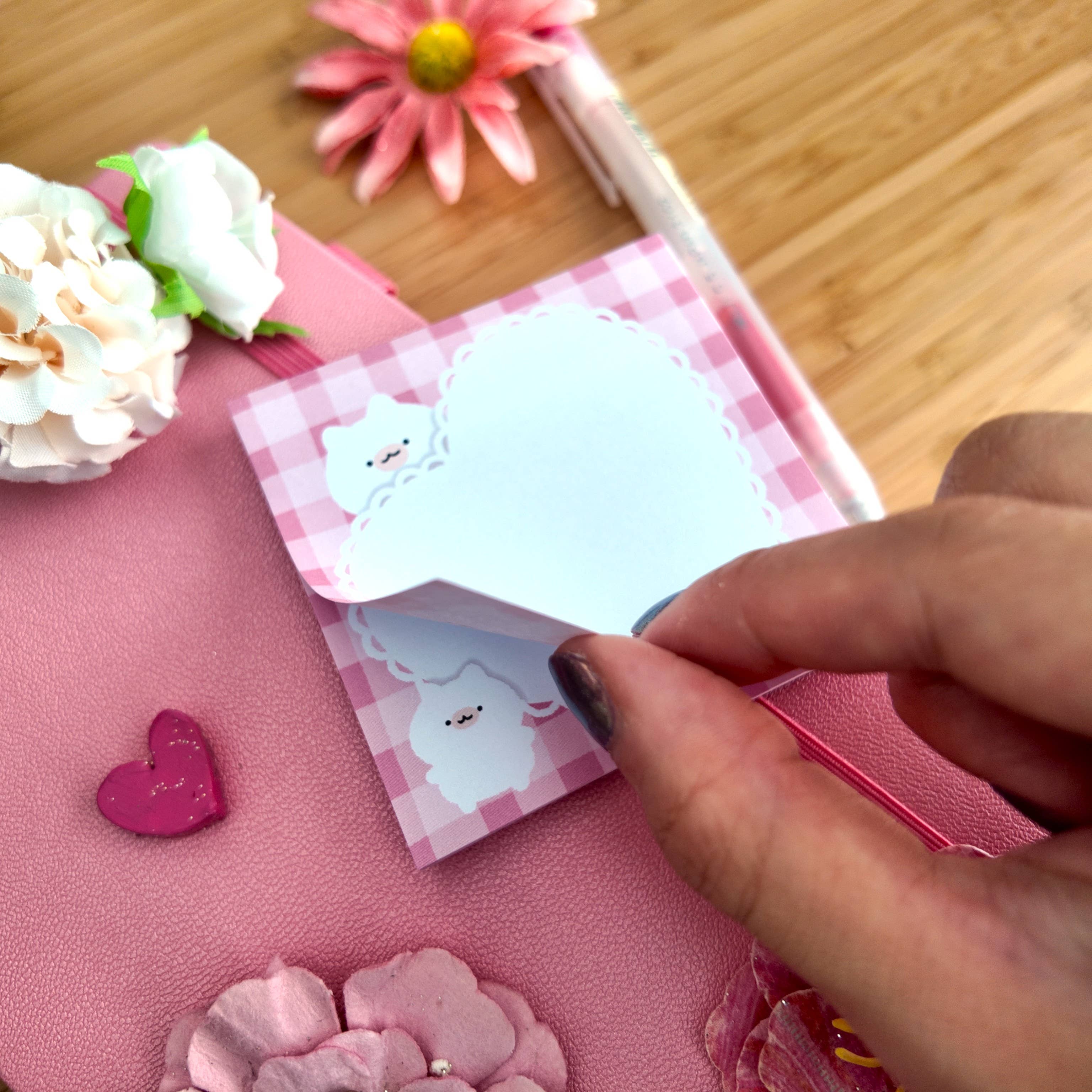 Tiramaesu - Wholesale Sticky Notes - Lace Heart Sticky Notes1
