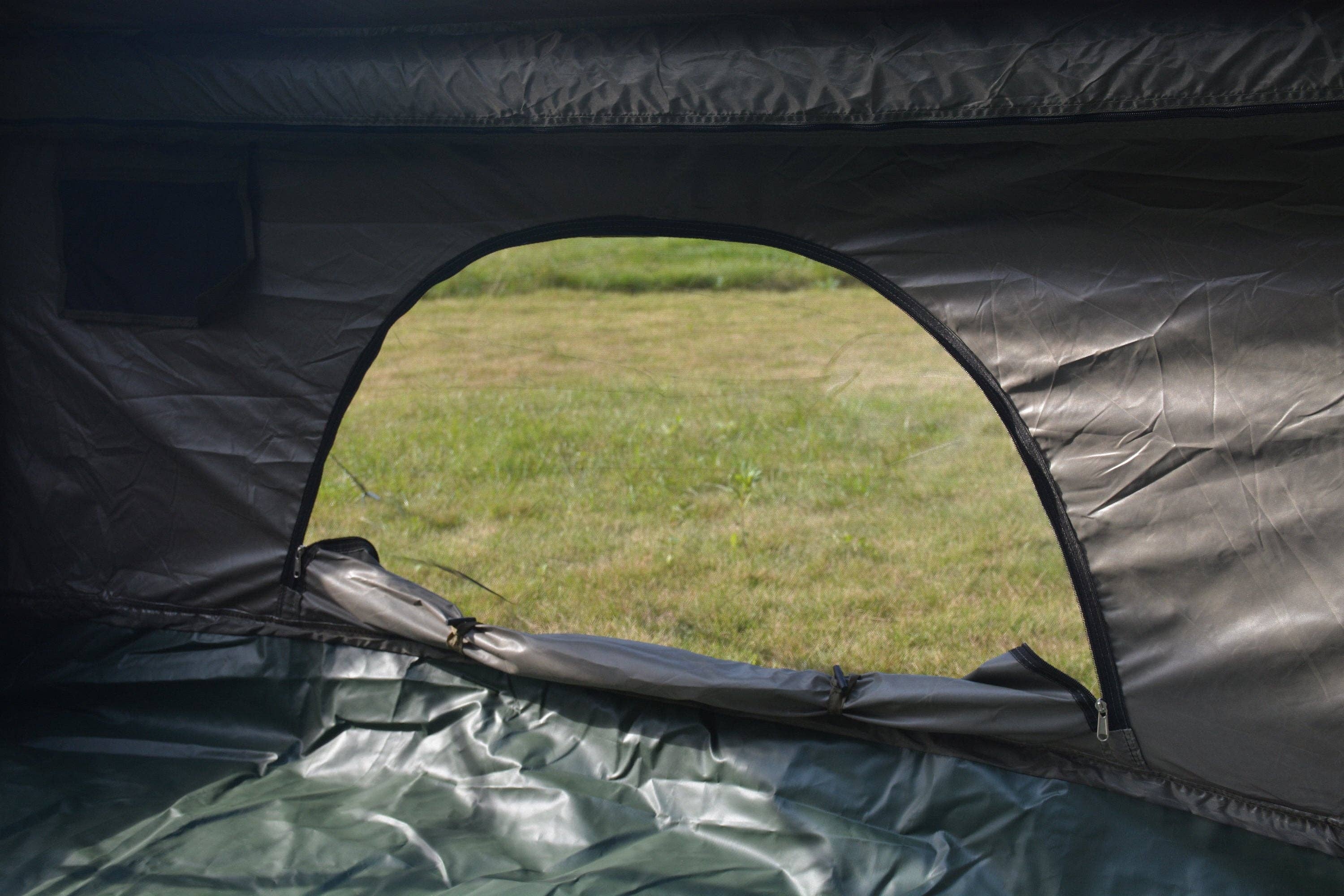 39F Inc. - Wholesale Tent - Inflatable 4–6 Person Camping Tent with Stove Jack Green1