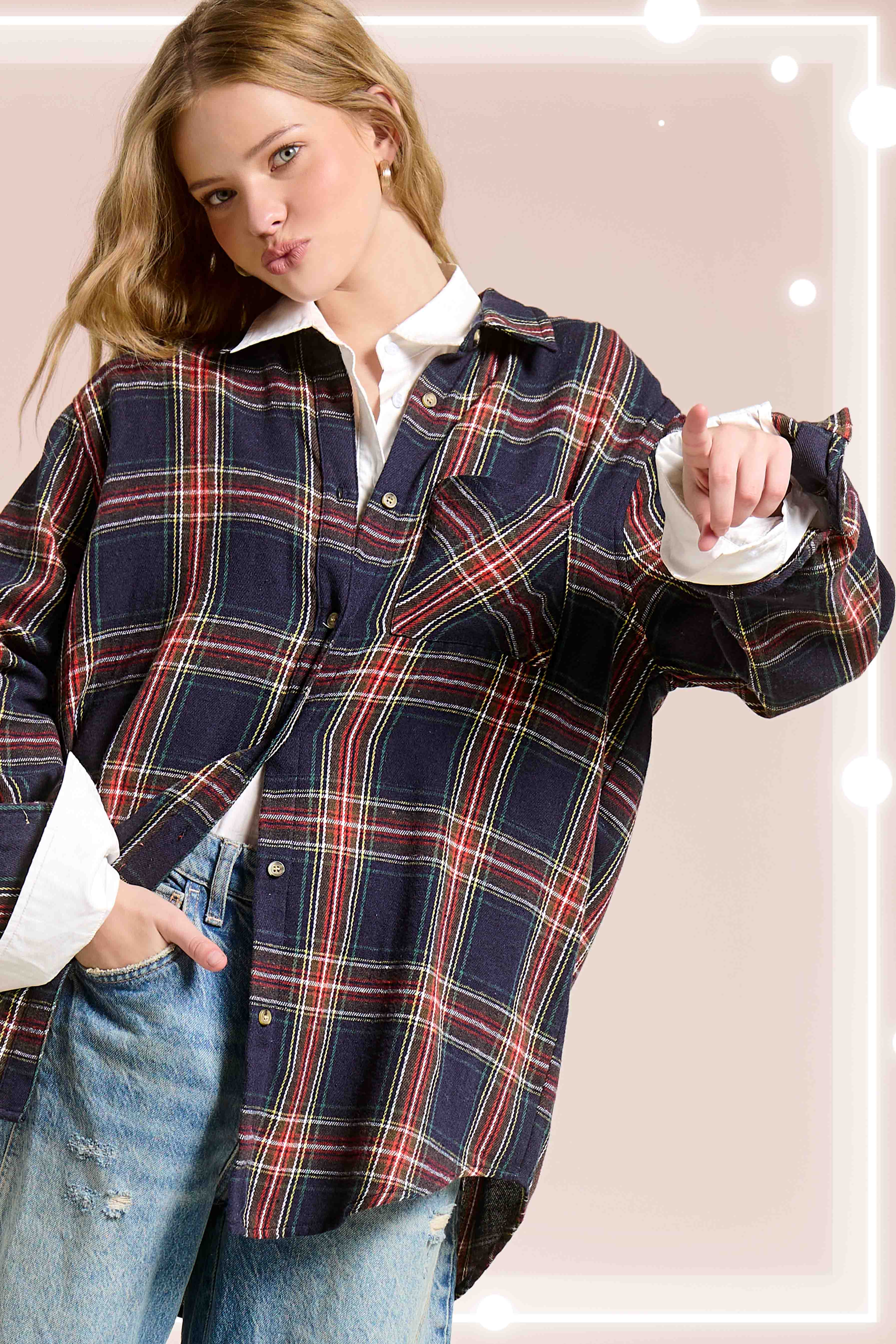 La Miel – Großhandel Hemd mit Button-down-Kragen – Damen – La Miel Locker sitzendes Hemd mit Knopfleiste und weichem kariertem Stoff19