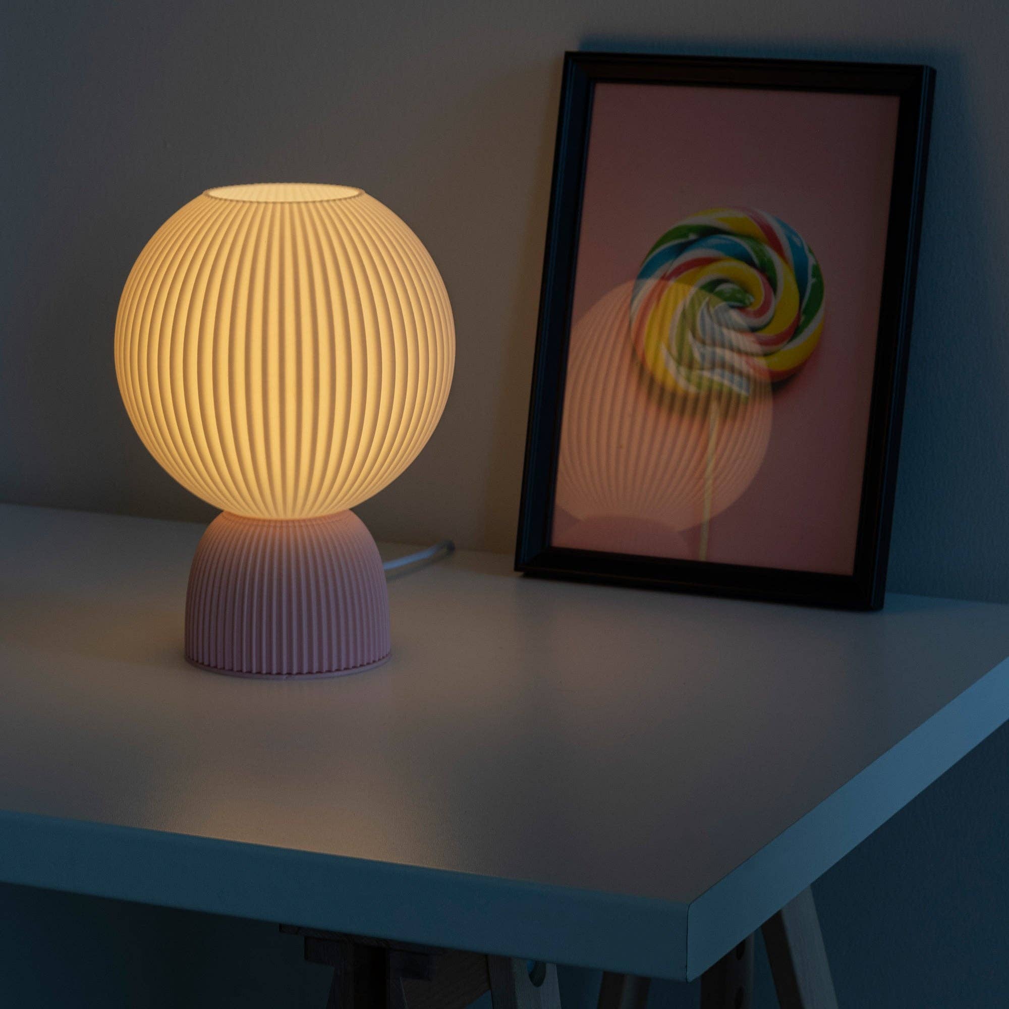 Soli Workshop - Wholesale Accent/Desk Lamp - Luna 'M Table Lamp6