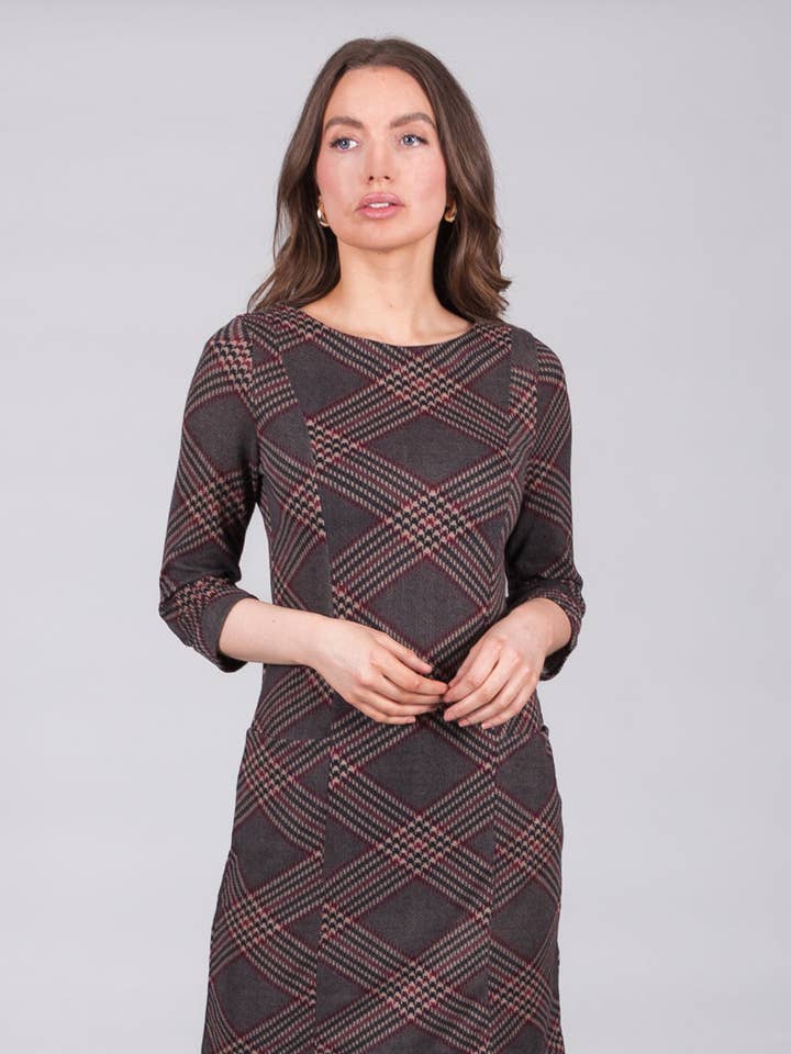 Vestido Geométrico de Malha com Bolsos - Vermelho por atacado de SOLO